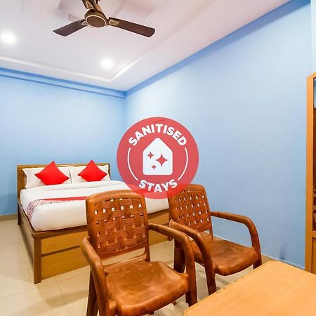 Oyo 62964 Hotel Vandana Grand Nellore Ngoại thất bức ảnh