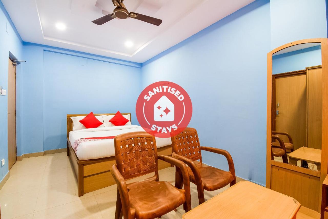 Oyo 62964 Hotel Vandana Grand Nellore Ngoại thất bức ảnh